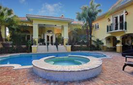 Villa – Coral Gables, Floride, Etats-Unis. $2,375,000