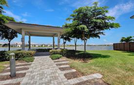 Maison en ville – Miami Lakes, Miami, Floride,  Etats-Unis. $559,000