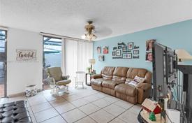 Maison en ville – Pembroke Pines, Broward, Floride,  Etats-Unis. $465,000