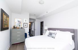 5 pièces appartement à Richmond Street West, Canada. C$811,000