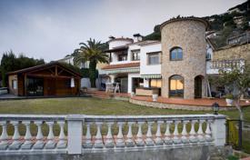 Villa – Lloret de Mar, Catalogne, Espagne. 499,000 €