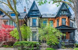 Maison mitoyenne – Macpherson Avenue, Old Toronto, Toronto,  Ontario,   Canada. C$2,222,000