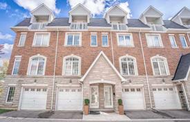 3 pièces maison mitoyenne à North York, Canada. C$1,238,000