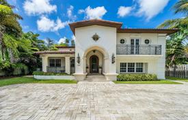Maison de campagne – Miami Beach, Floride, Etats-Unis. $2,100,000