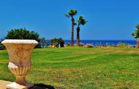 4 pièces villa à Paralimni, Chypre. 4,400 € par semaine