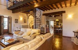 5 pièces villa en Toscane, Italie. 750,000 €
