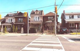 Maison en ville – Dufferin Street, Toronto, Ontario,  Canada. C$1,173,000