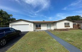 Maison en ville – Pembroke Pines, Broward, Floride,  Etats-Unis. $620,000