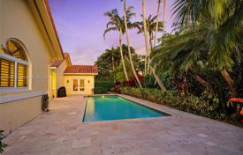 Maison en ville – Palmetto Bay, Floride, Etats-Unis. $2,299,000