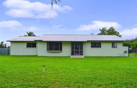 Maison en ville – Homestead, Floride, Etats-Unis. $910,000