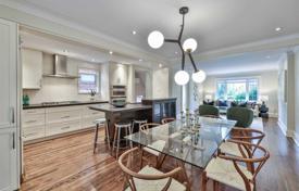 4 pièces maison mitoyenne à East York, Canada. C$2,507,000