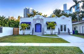 Villa – Miami, Floride, Etats-Unis. 1,213,000 €
