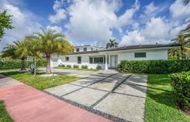 Maison en ville – Miami Beach, Floride, Etats-Unis. $4,400,000