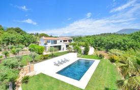 Villa – Valbonne, Côte d'Azur, France. 2,290,000 €