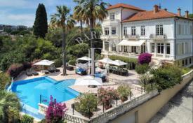Villa – Cannes, Côte d'Azur, France. 4,100 € par semaine