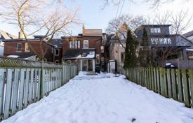 Maison mitoyenne – Old Toronto, Toronto, Ontario,  Canada. C$2,304,000
