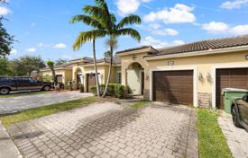 Maison en ville – Homestead, Floride, Etats-Unis. $375,000