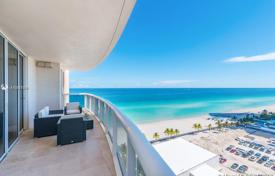 Appartement – Collins Avenue, Miami, Floride,  Etats-Unis. $900,000
