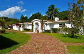 Villa – Miami, Floride, Etats-Unis. $1,290,000