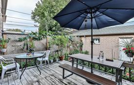 4 pièces maison mitoyenne en York, Canada. C$1,528,000