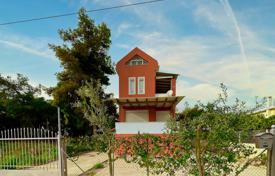 Maison en ville – Loutraki, Péloponnèse, Grèce. 280,000 €