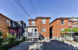 5 pièces maison en ville à Old Toronto, Canada. C$2,616,000