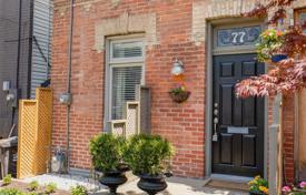 3 pièces maison mitoyenne à Old Toronto, Canada. C$1,211,000