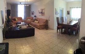 Appartement – Netanya, Center District, Israël. $460,000