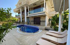 7 pièces villa 700 m² à Kemer, Turquie. $1,409,000