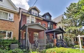 5 pièces maison mitoyenne à Old Toronto, Canada. C$2,016,000