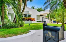 Appartement – Golden Beach, Floride, Etats-Unis. 3,140 € par semaine