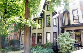 Maison mitoyenne – Old Toronto, Toronto, Ontario,  Canada. C$2,274,000