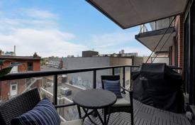 1 pièces appartement à Richmond Street West, Canada. C$927,000