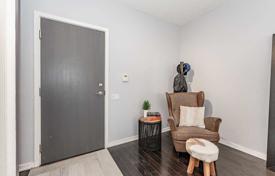 2 pièces appartement à The Queensway, Canada. C$704,000