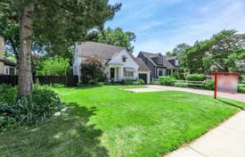 3 pièces maison en ville à Etobicoke, Canada. C$2,720,000