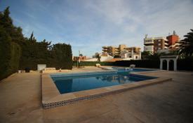 5 pièces villa 195 m² en Alicante, Espagne. 500,000 €