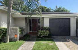 Maison en ville – Coral Gables, Floride, Etats-Unis. $1,250,000